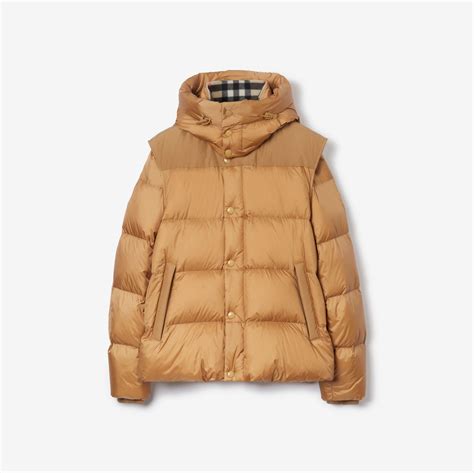 burberry 80358971|Detachable Sleeve Nylon Puffer Jacket in Black .